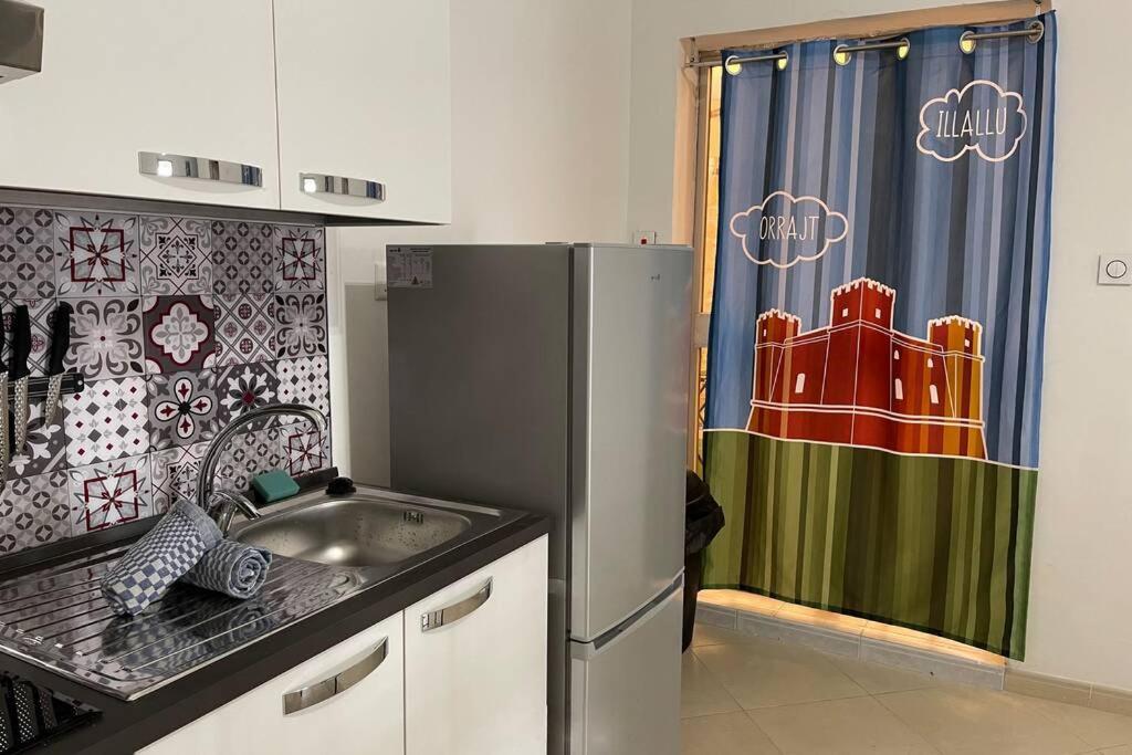 2 Bed Apt In Heart Of St Julians - 5Min From Seafront San Ġiljan Exterior foto