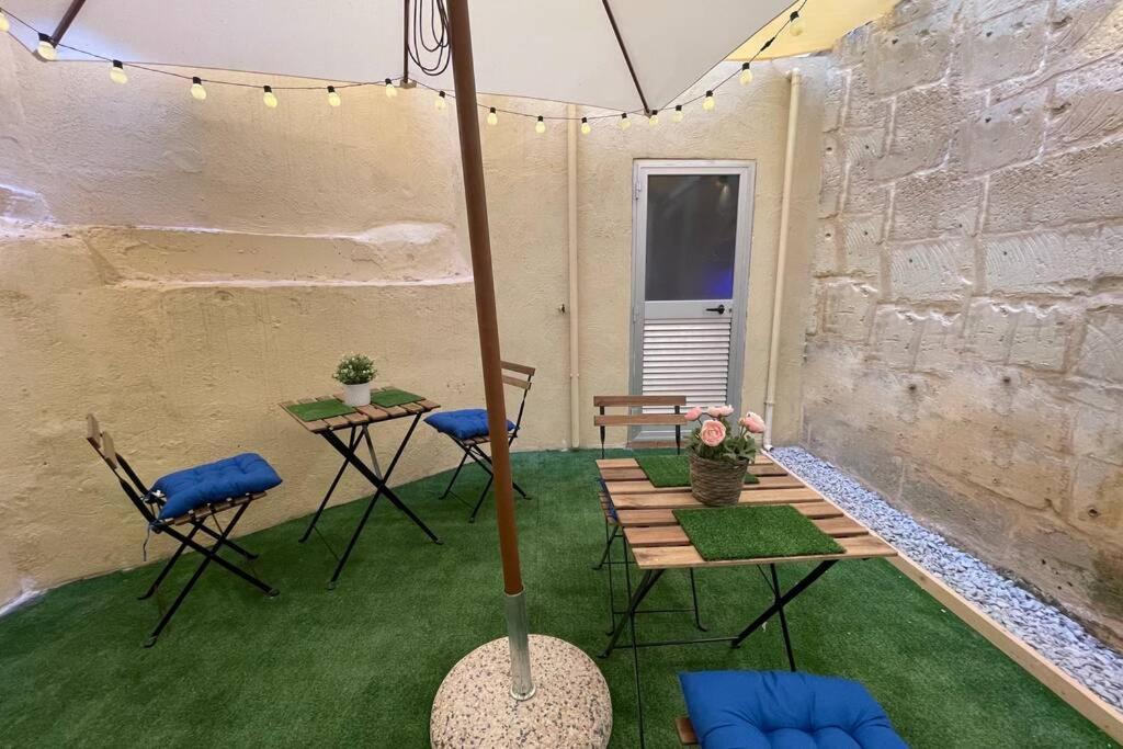 2 Bed Apt In Heart Of St Julians - 5Min From Seafront San Ġiljan Exterior foto